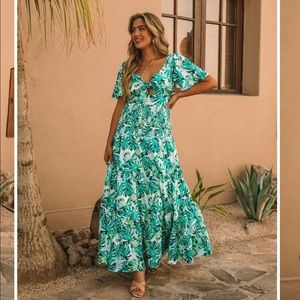 NWT Vici - Palm print maxi dress